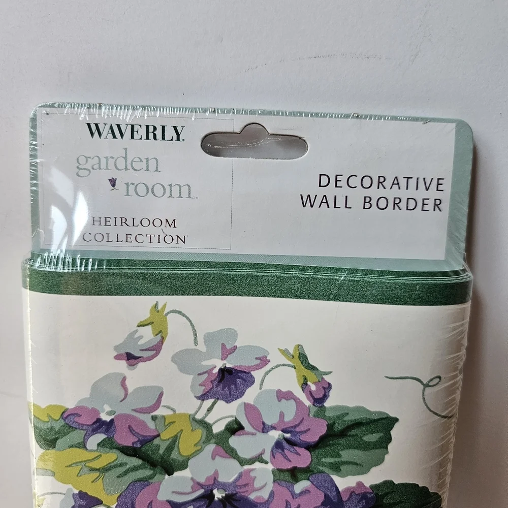 Waverly Garden Room Sweet Violets Floral Wall Border Pre-Paste NEW